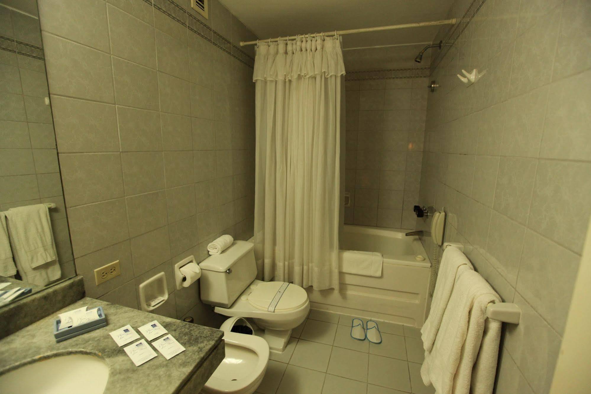 Suites Plaza Las Flores Lima Dış mekan fotoğraf