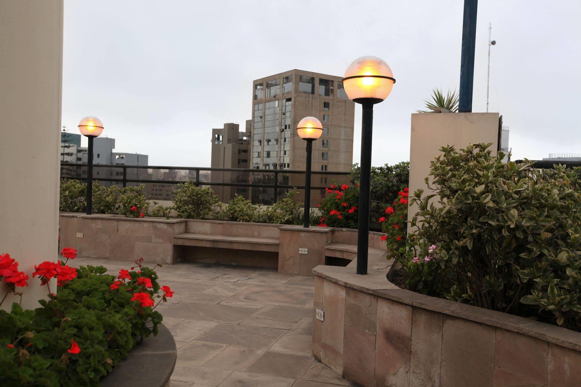 Suites Plaza Las Flores Lima Dış mekan fotoğraf